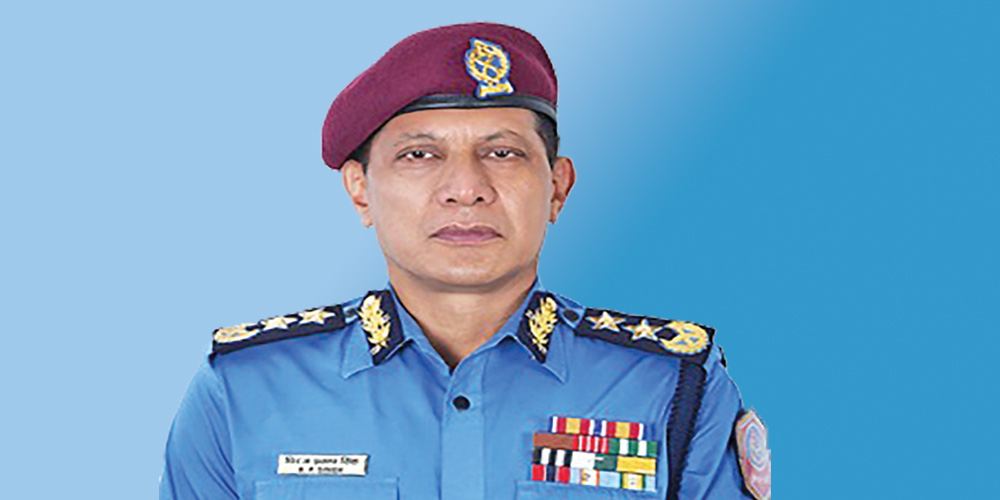 प्रहरीमा सेवा अवधि हट्दै, आइजिपीमा सिंहकै निरन्तरता